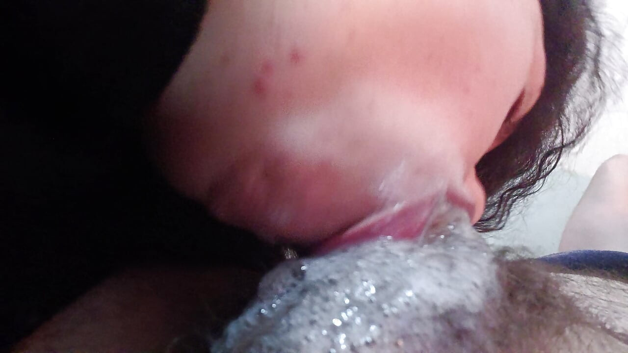 EXTREME CLOSE UP, SHE LICKS AND SWALLOWS COCK WITH THIS NAUGHTY LITTLE MOUTH