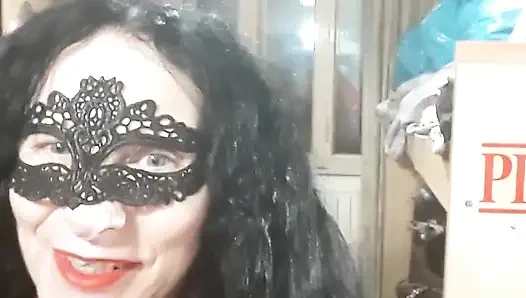 Video, das gegen das Fenster platscht