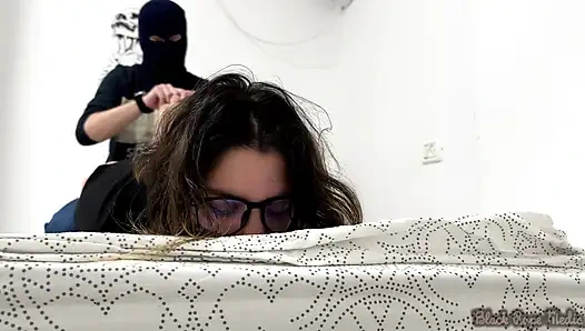 Mehrfache Krawatten Für Miriam