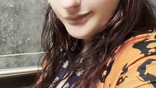 BBW Öffentliche badezimmer furz-zusammenstellung 75 laute kabine spritzt bella blast