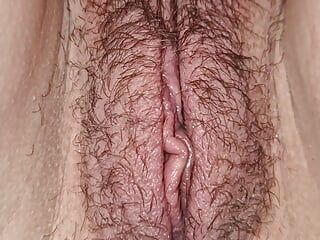 I jerk off my hairy pussy in front of my lover for my man, I wet, I cum, clit orgasm