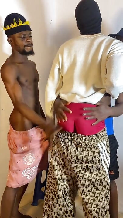2 Giant Dicks in One Hole
