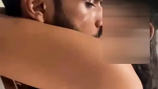 Cewek jalang nri indain pantat montok diajak ngentot dan dientot habis-habisan sama kontol besar