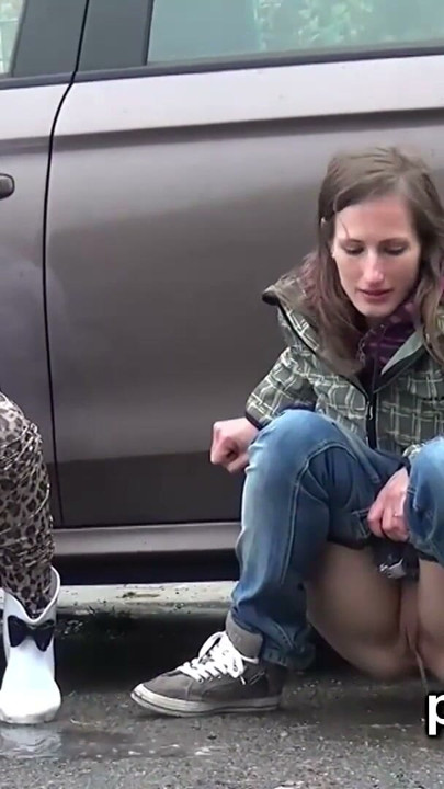 Reckless girls managed to find a sweet spot to piss between | Clip 1