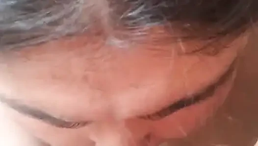 Nyepong kontol adik iparku, crot di mulut