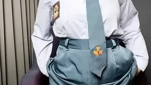 Pelajar SMA pamer pantat besar berujung muncrat