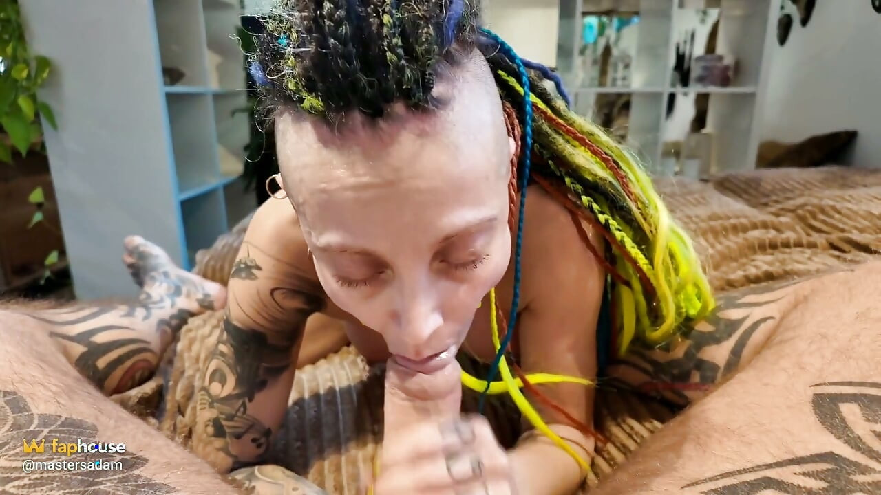 Getting Some Nice Head and Pussy