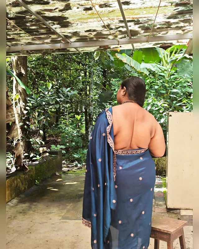 Desi Girl in Topless Sexy Photoshoot in Blue Salwar, After Shoot Picture