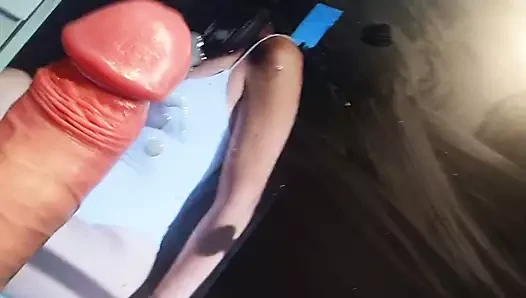 ashleigh üzerinde boşalmak