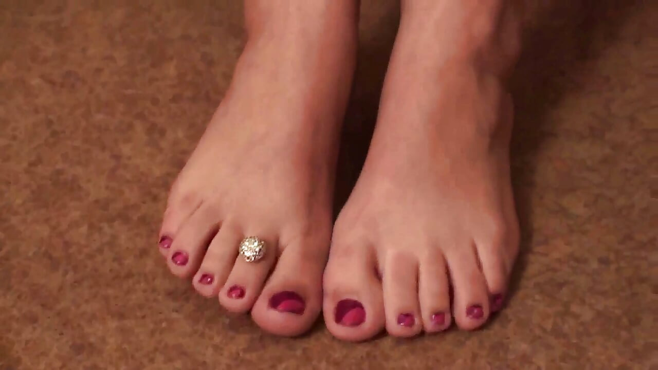 Amateur foot fetish with sexy teen in lingerie