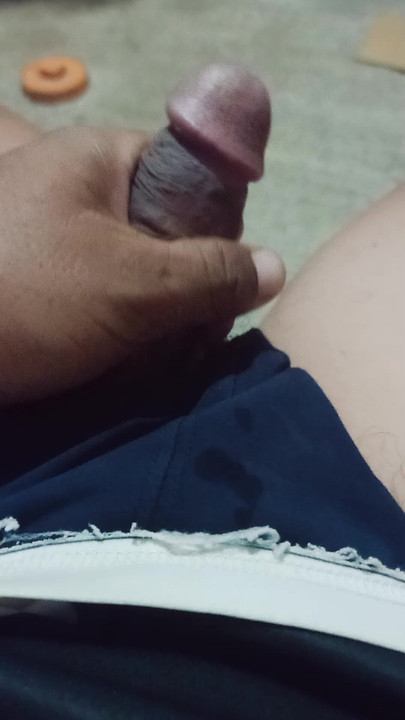 I am hard now i need pussy