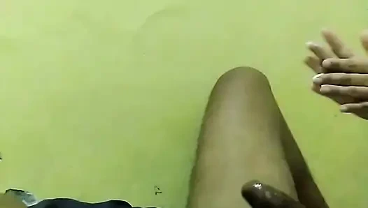 Licking  milf's pussy when the house is quiet