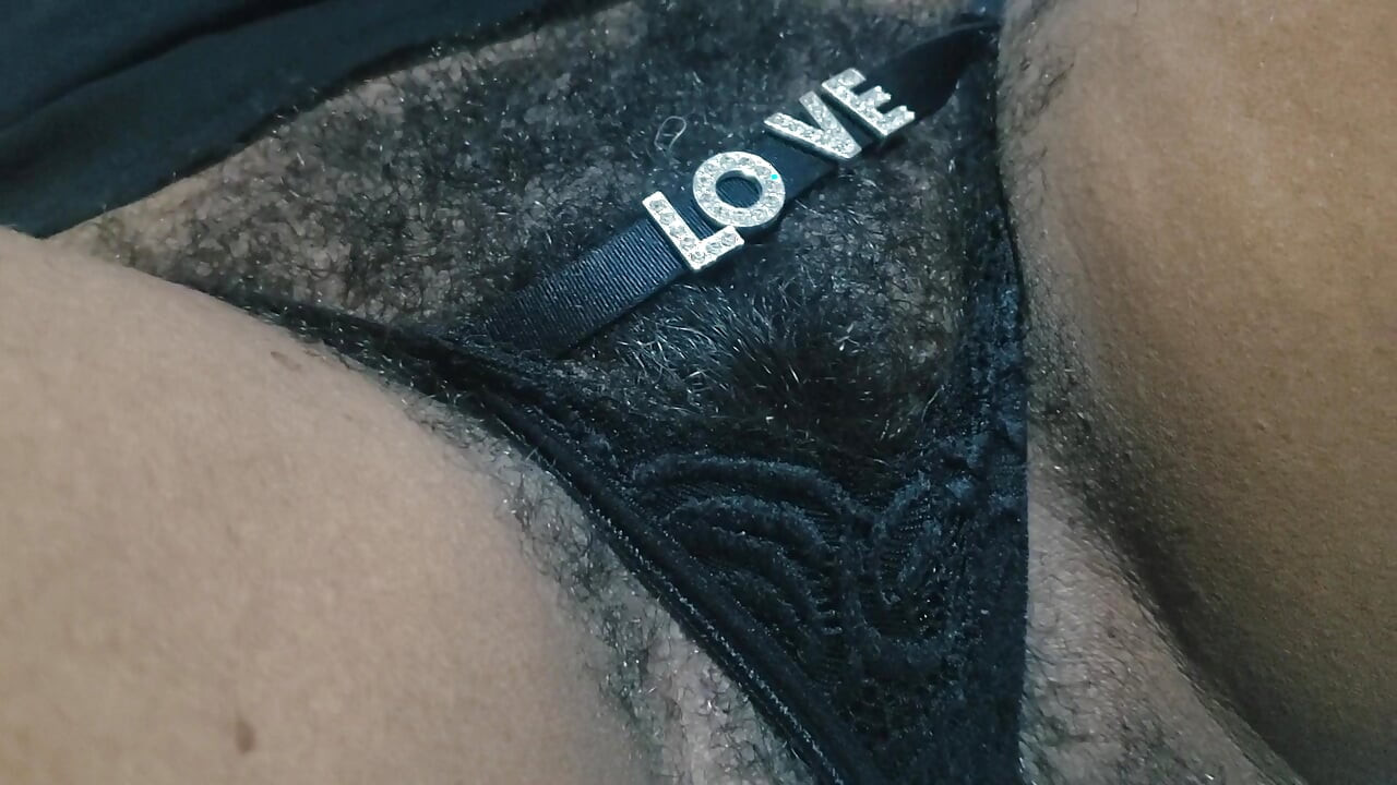 Natural Bush Lover, Hot MILF Hairy Pussy and Adult Amateur Hot Pussies