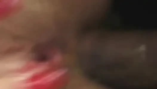 Suami berbagi istri hotnya