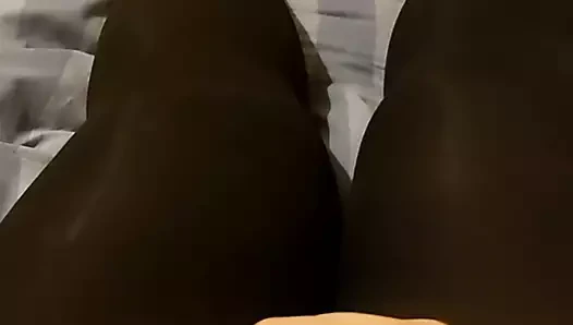 opak siyah tayt ile cumming