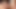 きれいなイタリアンCDのMILF秘書が彼女のお尻を指で弄り、ソファで射精する