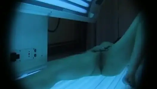 Şezlongda bronzlaşmayı seven Alman hatunla solo seans