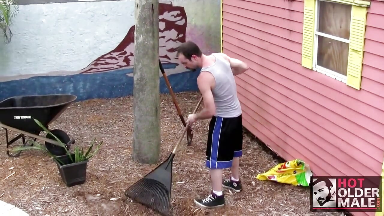Beefy Bears: Steve and Kidd