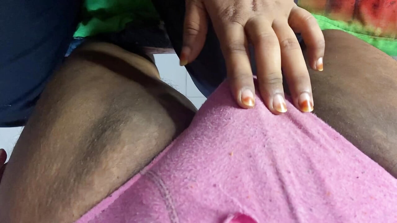 Step brother fucked her pussy when it was seen through torn pants