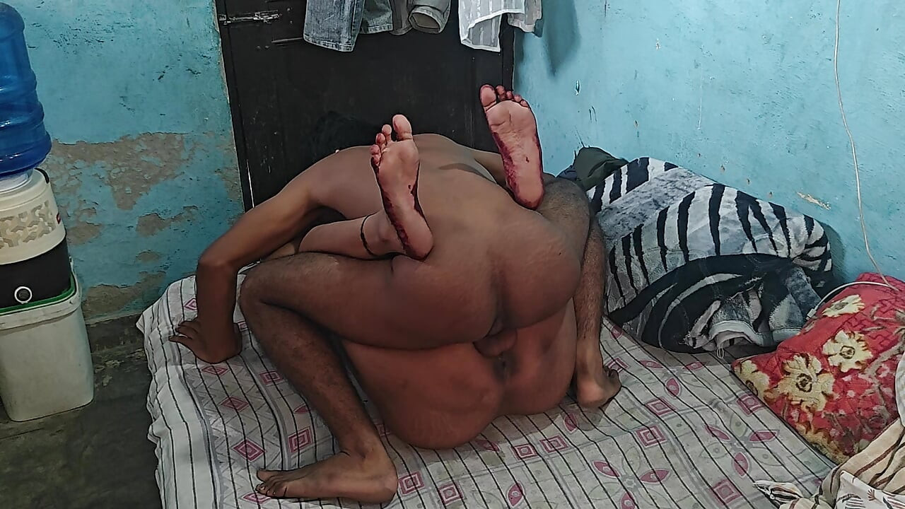 Novia a Aaj Gyi