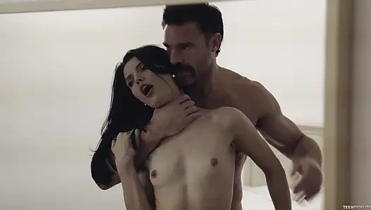 It's Bang or Bust for Sadie Blake