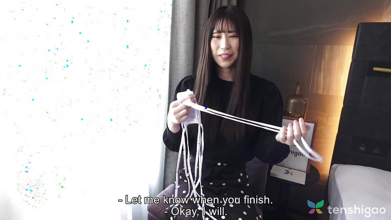 Gravure Model Miss Hitomi Kanzaki Gets Soapy in the Shower