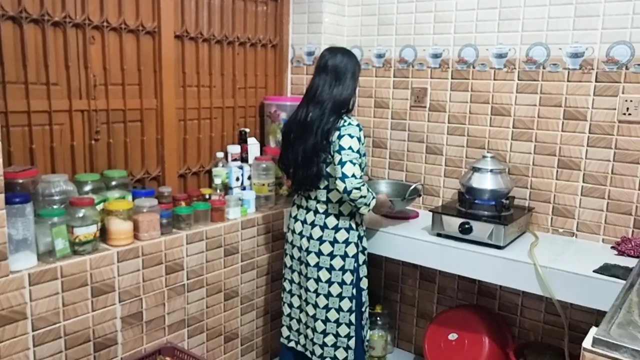 Bangla voice anal closeup video. New anal video in deshi wife