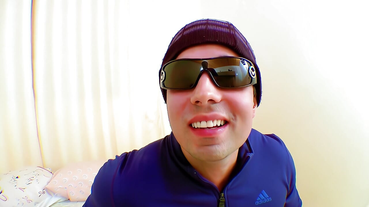 Zamaskowana seksowna Latynka uzależnia się od seksu