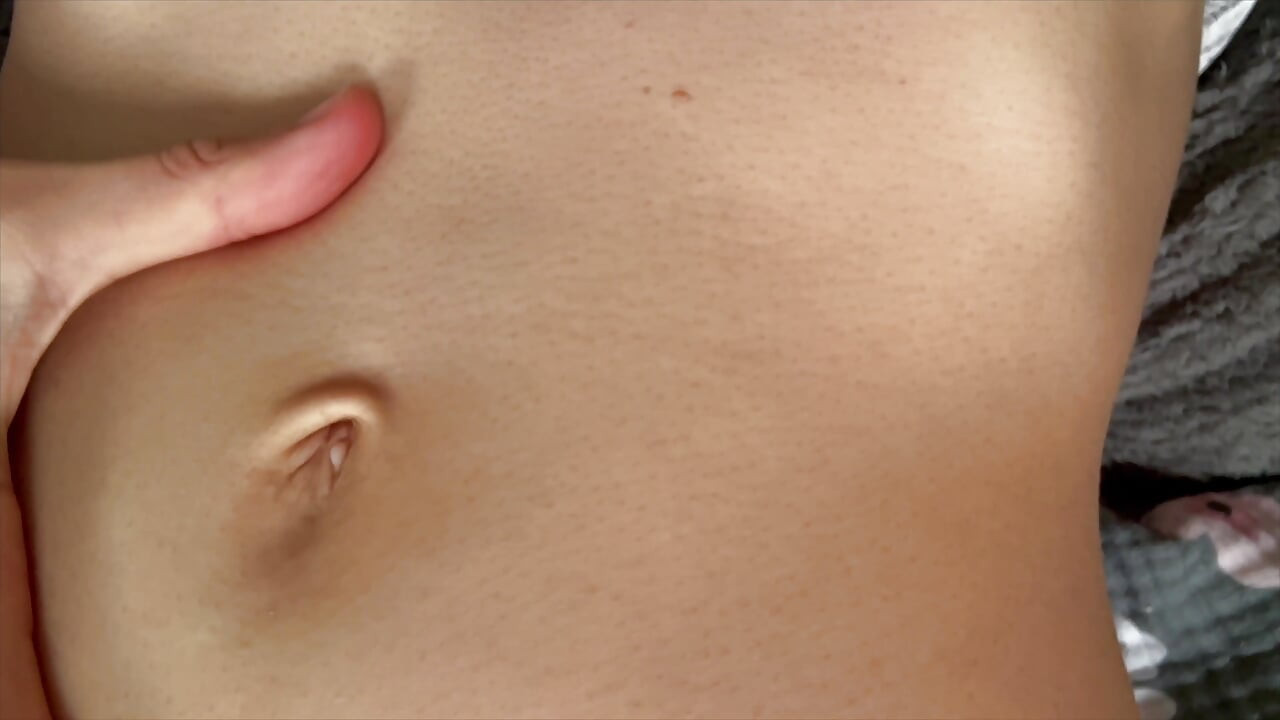 내 배꼽은 성격, 음소거