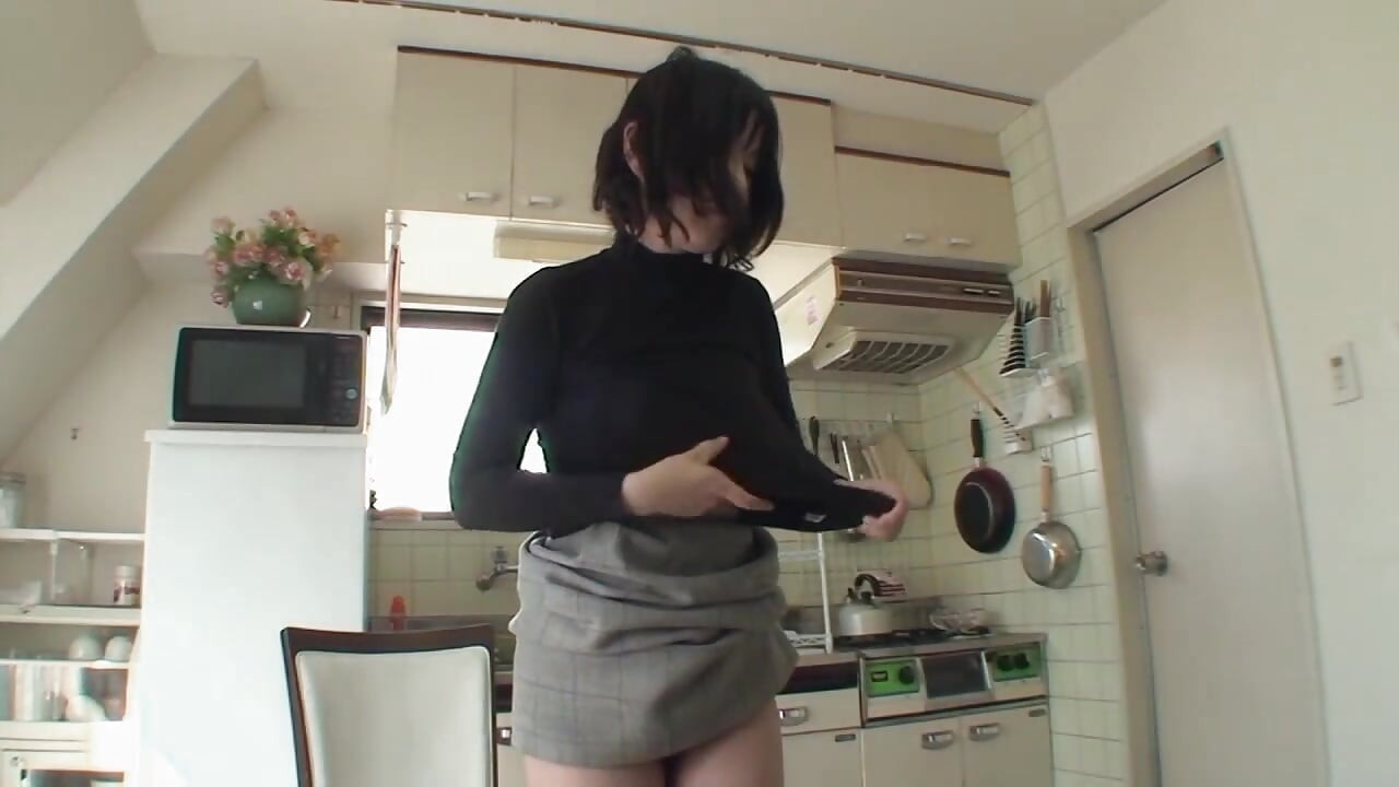 Milfs japonesas con pezones gigantes - episodio 01