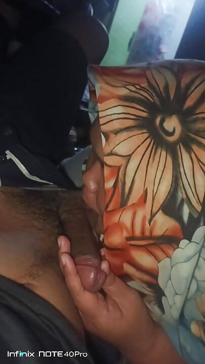 É um grande anal na loja