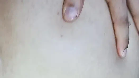 Bu sefer odamda yalnız değilim