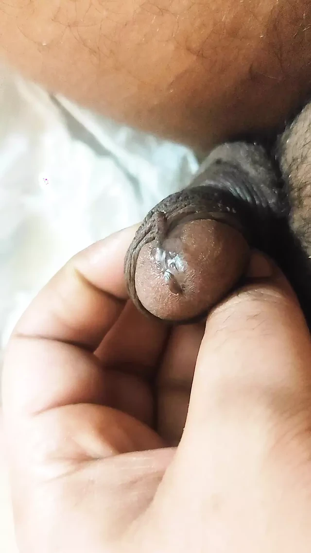 Someone make my cock hard