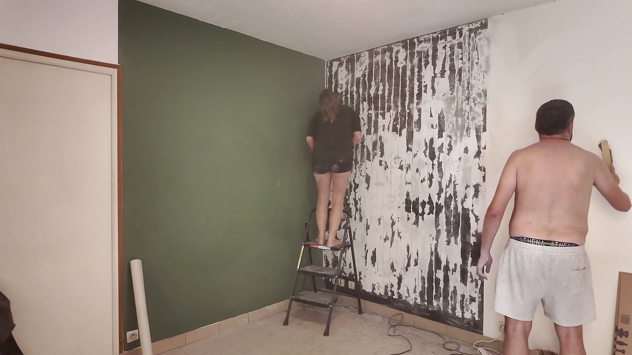 Moving PREGNANT- We Fuck While We Repaint the Walls
