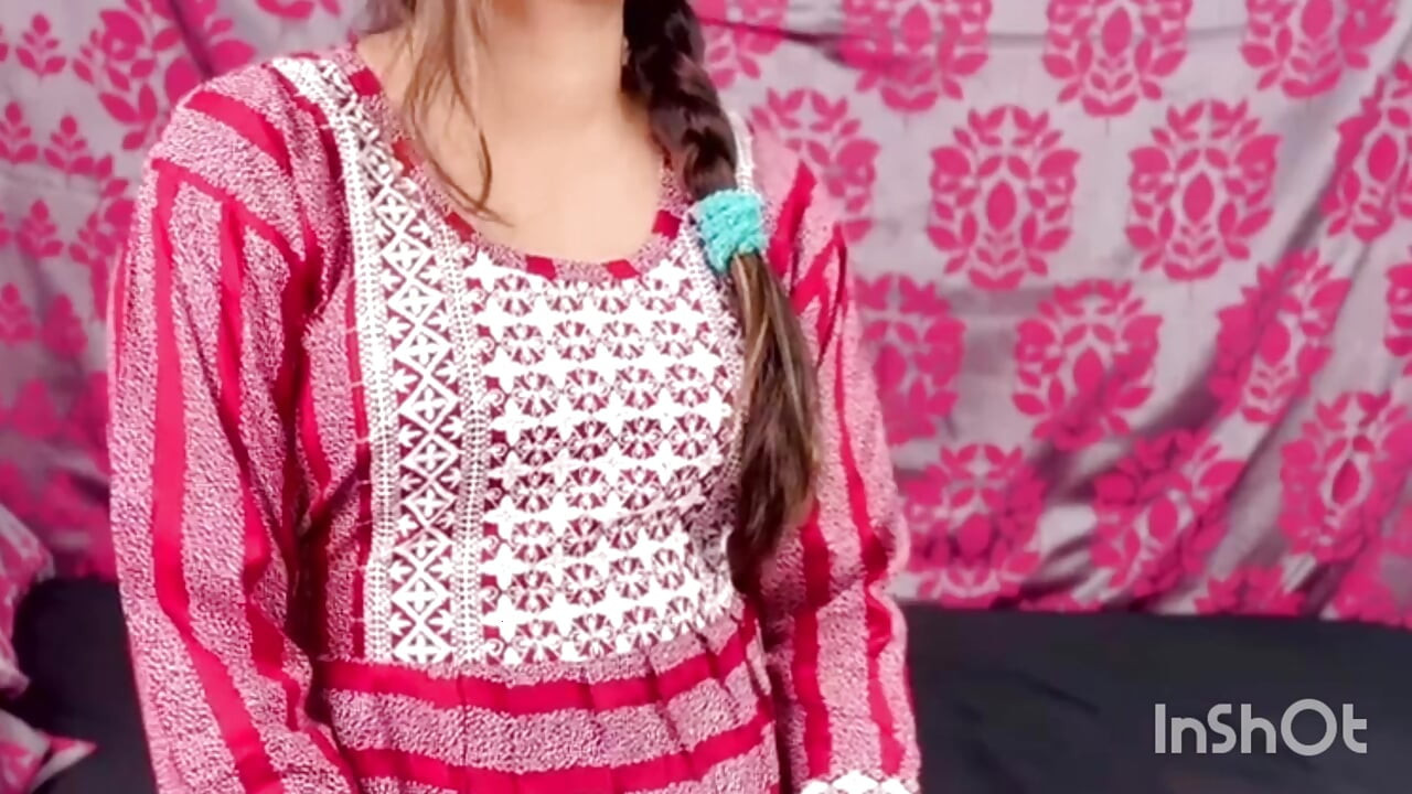 Indian Jija ji ne apne choti sali ki virgin pussy milte hi uski pussy ros nikal diya,pussy ros piya jija ji ne Anal Sex kiya