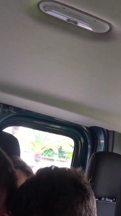 Sur le chemin de notre retour de vacances ! Je ne peux pas m’empêcher de baiser à Summersinners | Clip 1