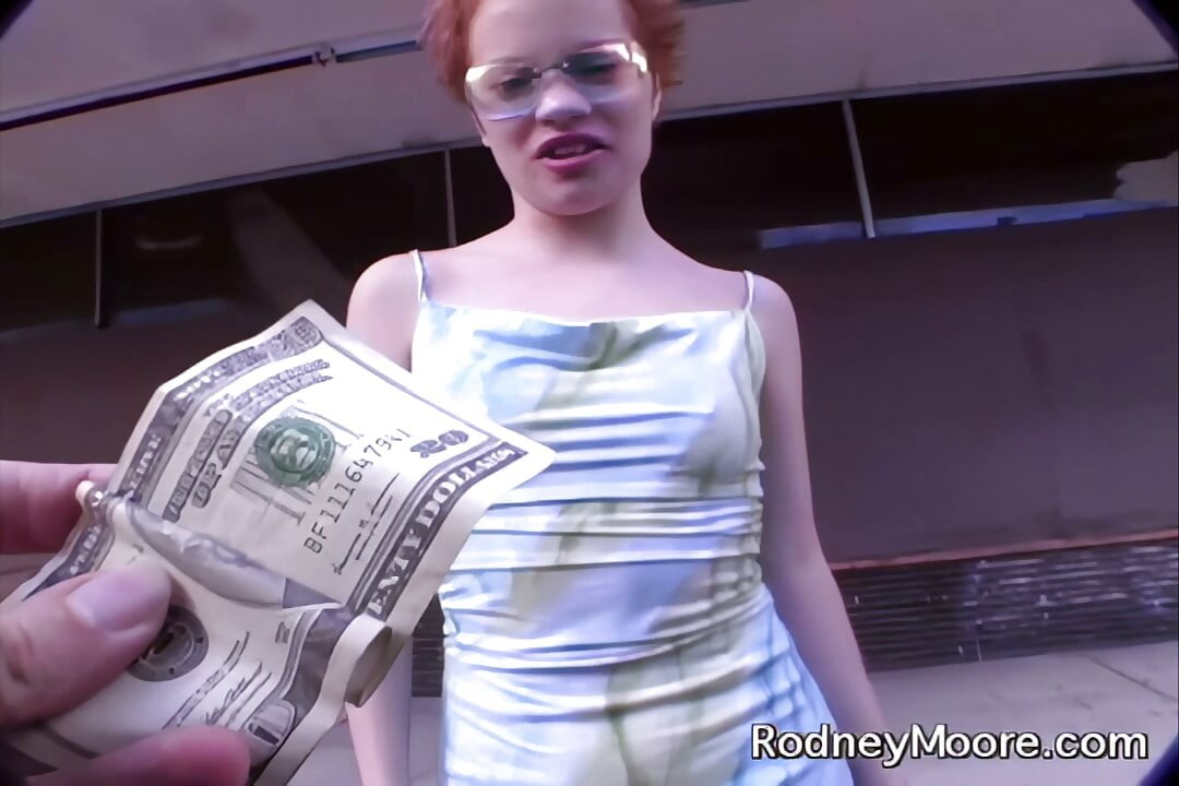 Sassy Girl Gets Anal and Huge Facial Cum Walking Vintage