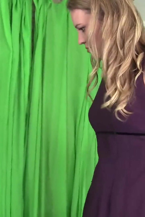 Hot babe in sexy stockings is getting slammed at the casting