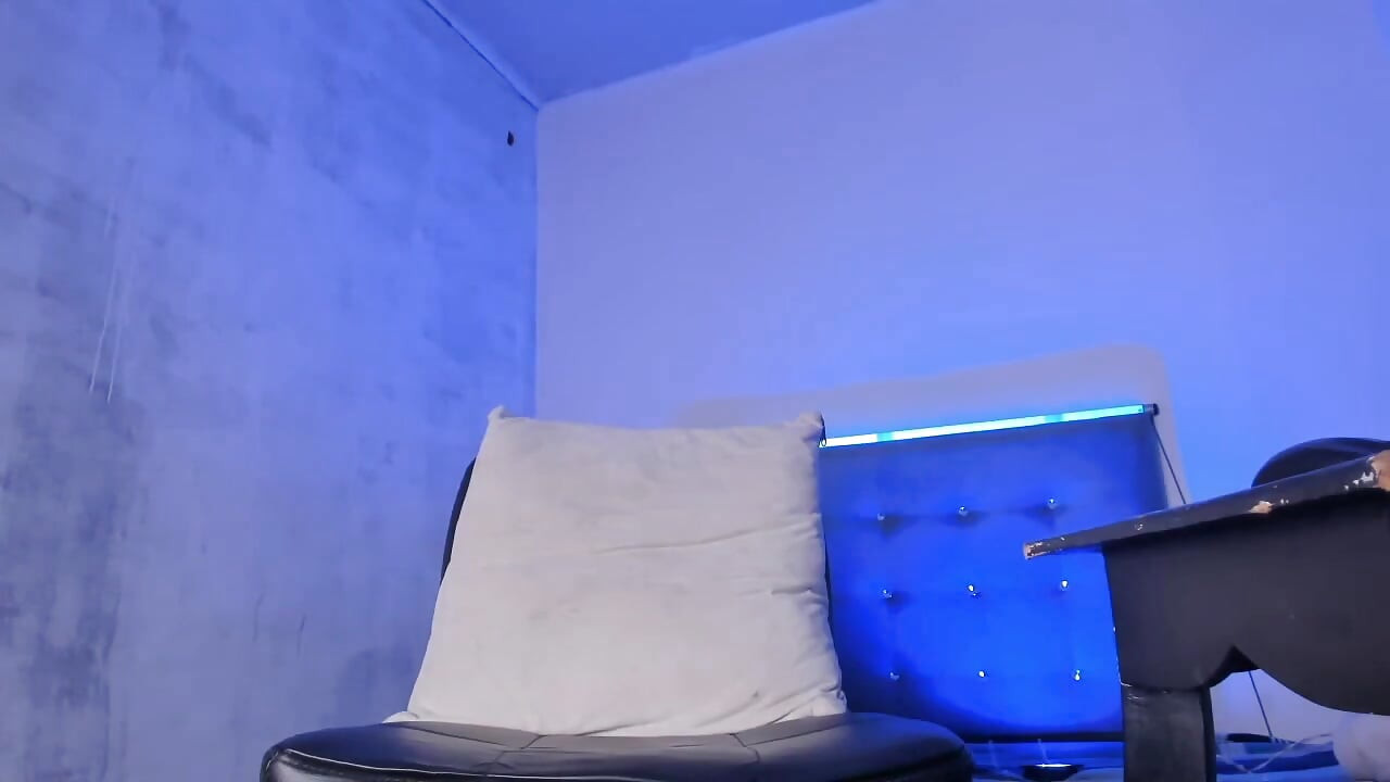 Wild Masturbation of Latina Shemale with Her Huge Fat Cock in Front of Her Friends