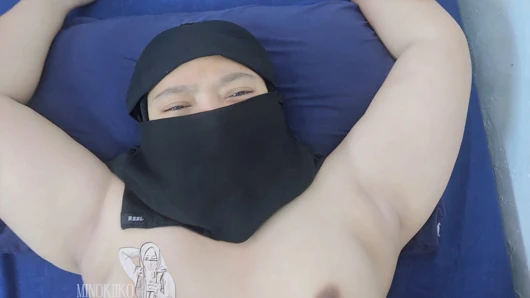 Müslüman öğretmen taze döl tatmak isterken aldatıyor - minokiiko