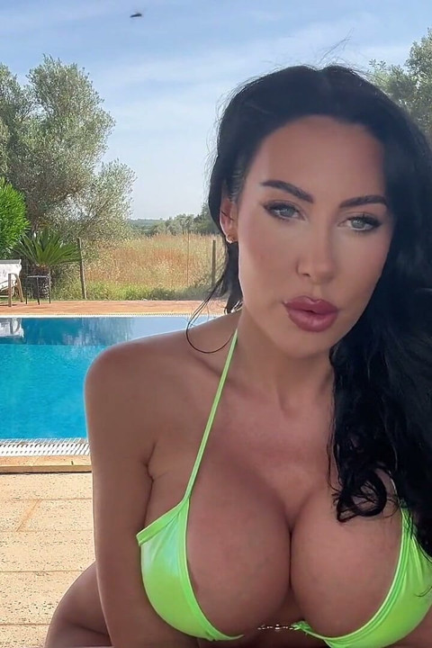 Sissys First Girls Trip - Mila Amora