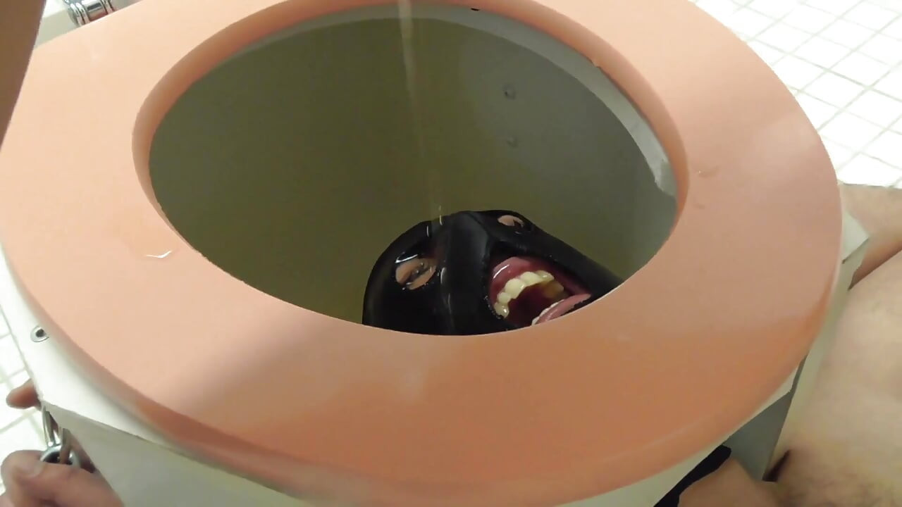 ใช้มือและฉี่เป็นใหญ่