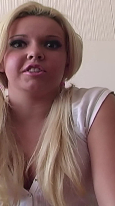 Manojob Classic: Emma Hart