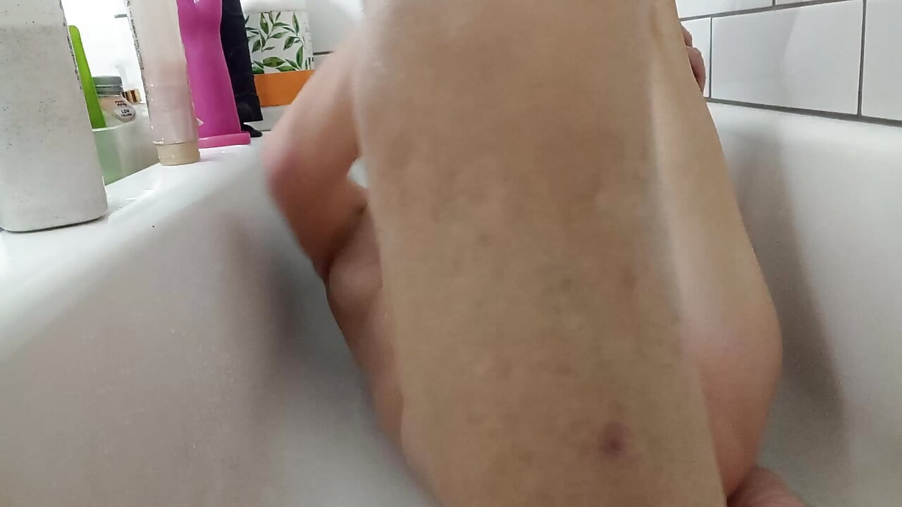 Lizzy Yum SD 2026 年 2 月後，人妖自慰擴張假陽具邊緣性玩具貓性玩偶 #162