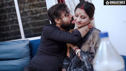 Indyjski promotor ma ostry seks z nową gospodynią domową - pełny film