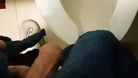 The student waited for the toilet for 2 hours and still managed to pee from a big dick