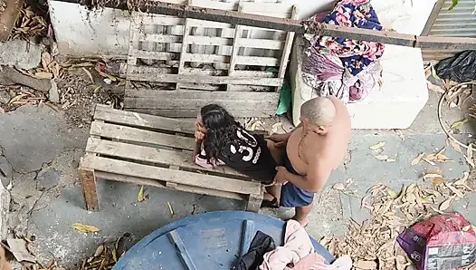 Прыгающая, нет, чёртова сука, нет квинтала