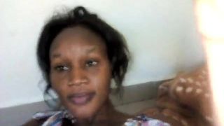 Mijn Afrikaanse vriendin video van haar die aan haar tieten zuigt