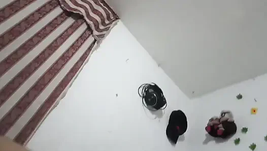 Вот как я ем весь член моего сводного шурина