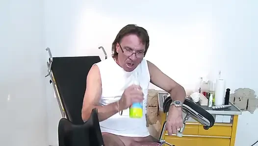 Sexy tattooed Asian babe fucked and sprayed from her doctor
